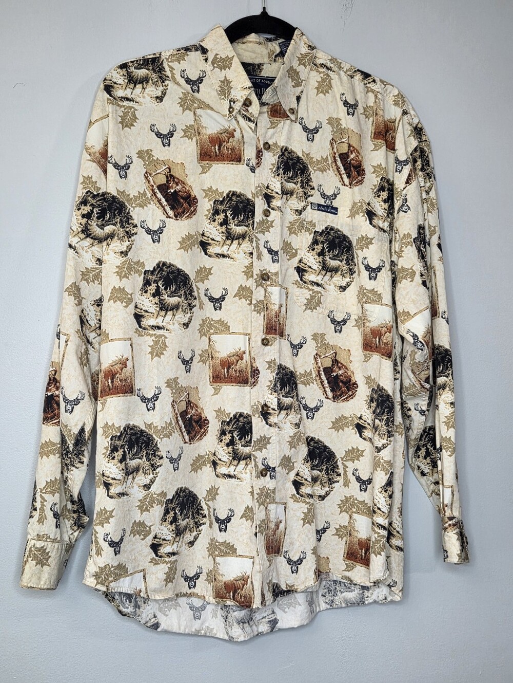 North River Vintage Men's Button-Down Shirt with Deer Print, Size M